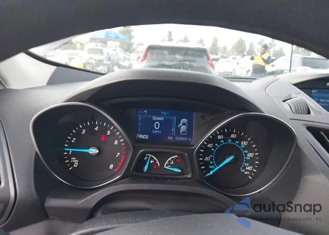 2014 Ford Escape S z USA, uszkodzony, nr VIN 1FMCU0F78EUD44466